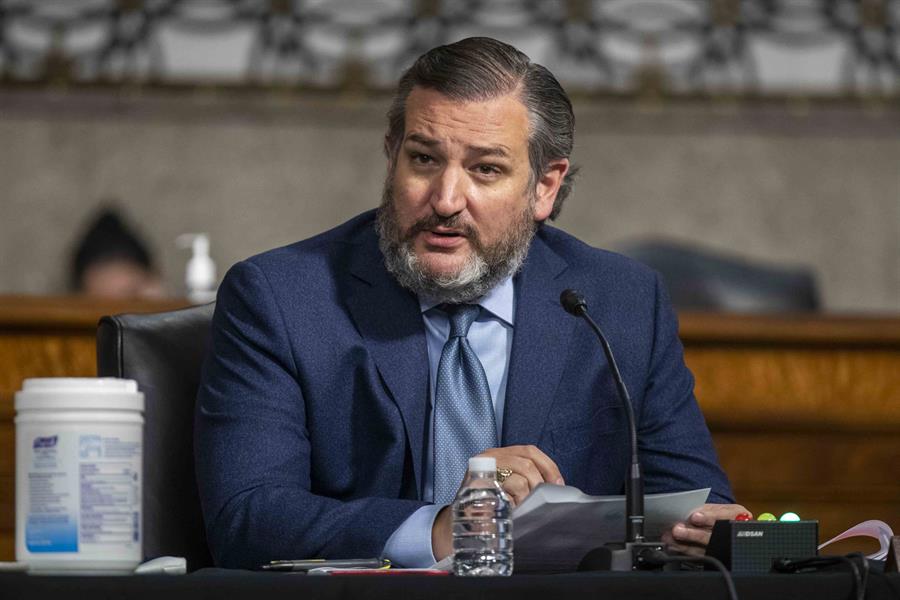 Sen. Ted Cruz concerned about U.S.-Colombia relationship after election of Gustavo Petro

Ted Cruz back on the charge to reinstate military personnel fired over vaccine mandates, EFE